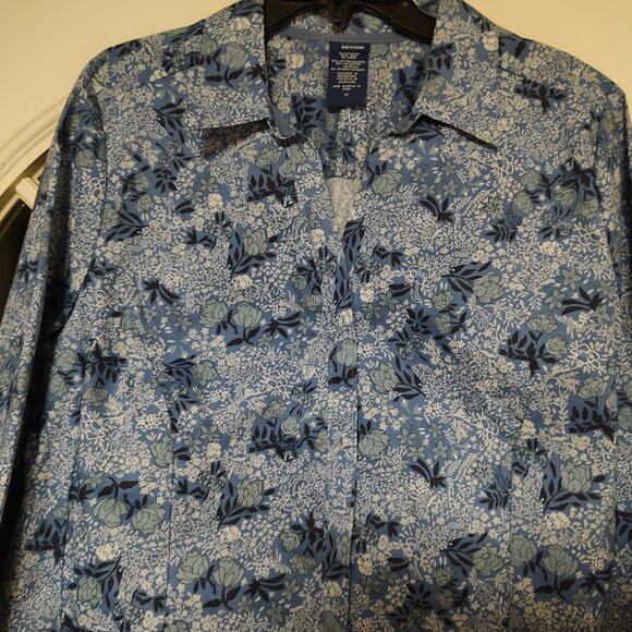 New Basic Editions Blue Flowered 3/4 Sleeve Button Down Shirt Size Women's 1X - Picture 2 of 2